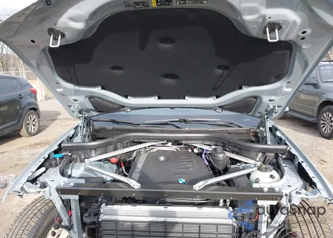 2026 BMW X5 xDrive40I z USA, uszkodzony, nr VIN 5UX23EU02T9188543